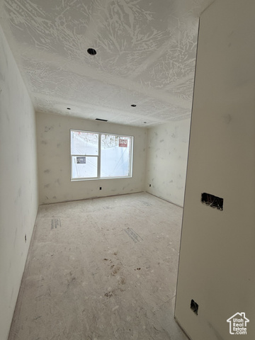 Photo 21 for MLS #2106617 at 5318 S Shorebreak Dr