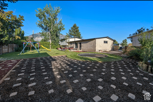 Photo 4 for MLS #2106629 at 247 E 1090 North