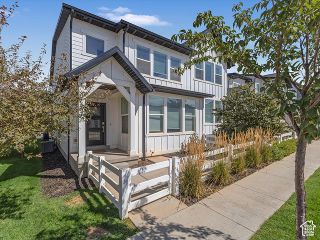 MLS #2106646 - 687 S Miller Ave