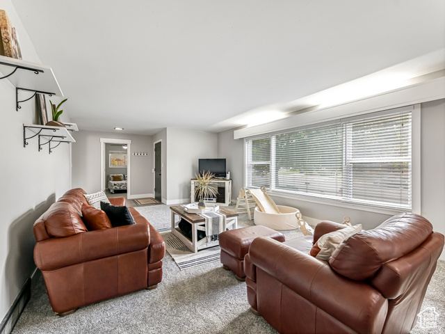 Photo 9 for MLS #2106649 at 523 S Main
