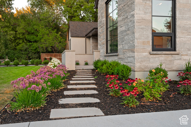 Photo 47 for MLS #2106653 at 2138 E Pheasant Ln