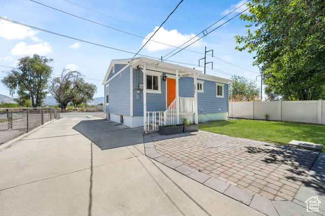 Photo 3 for MLS #2106657 at 1540 S 900 West
