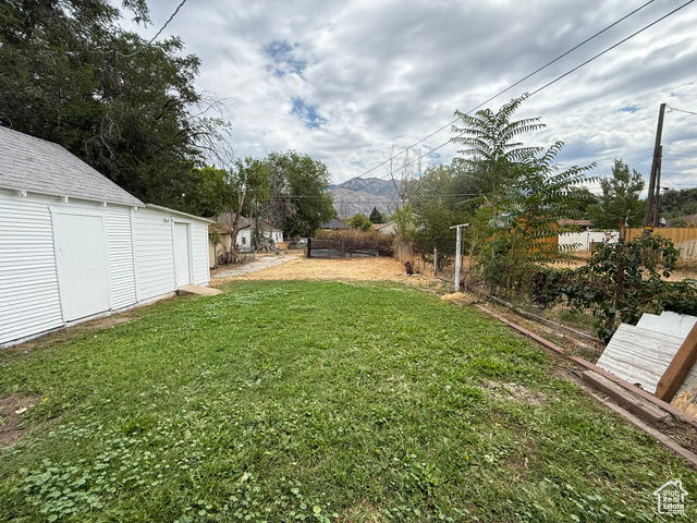 Photo 17 for MLS #2106678 at 3216 Ogden Ave