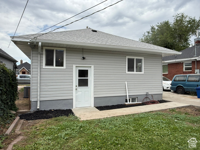Photo 18 for MLS #2106678 at 3216 Ogden Ave