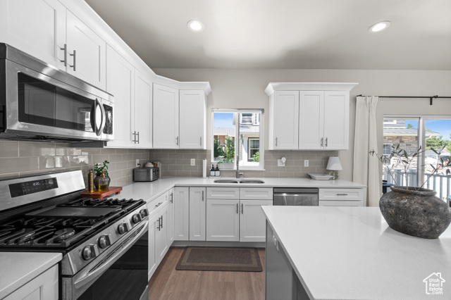 Photo 8 - 1962 E Janet Kay Ln, Holladay UT 84121