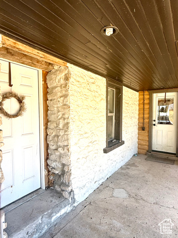Photo 4 for MLS #2106693 at 68 W 200 North