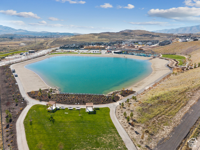 Photo 35 for MLS #2106704 at 937 W Sunspear Dr