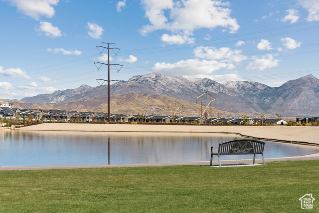 Photo 38 for MLS #2106704 at 937 W Sunspear Dr