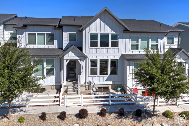 MLS #2106704 - 937 W Sunspear Dr