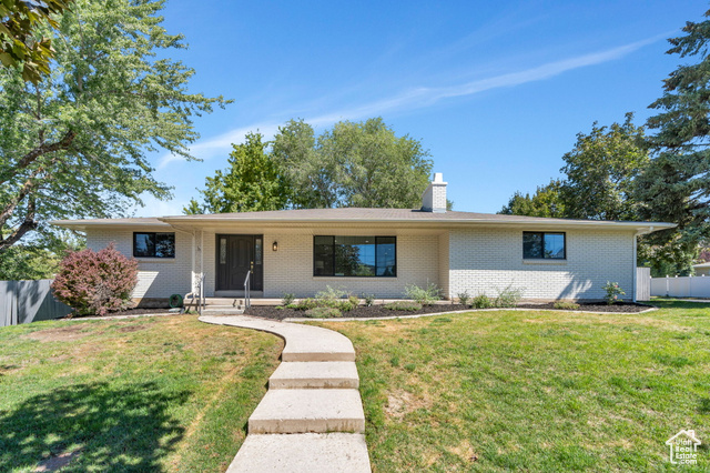 MLS #2106709 - 2633 E Casto Ln