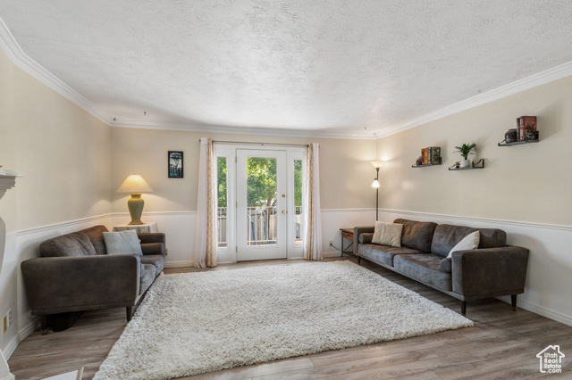 Photo 4 for MLS #2106711 at 553 N 200 West