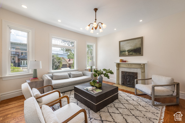 Photo 2 for MLS #2106714 at 265 N "c" St