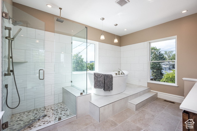 Photo 7 for MLS #2106714 at 265 N "c" St