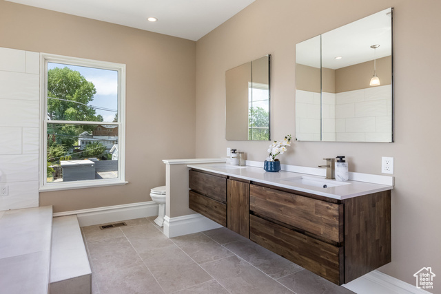 Photo 23 for MLS #2106714 at 265 N "c" St