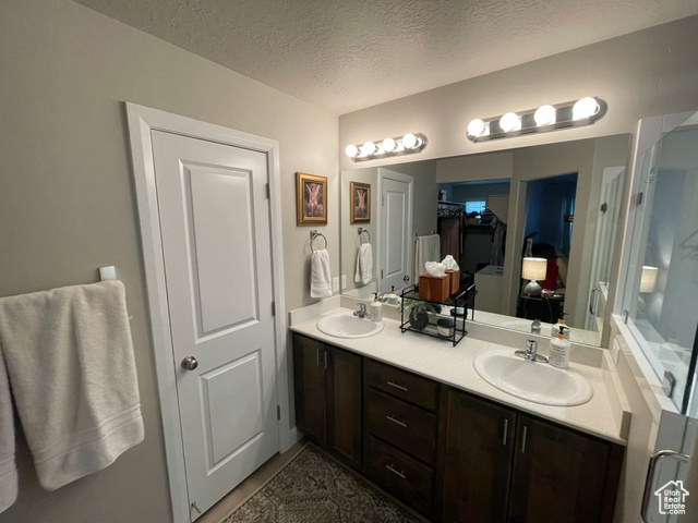 Photo 12 for MLS #2106731 at 828 N Old Fort Dr  #84