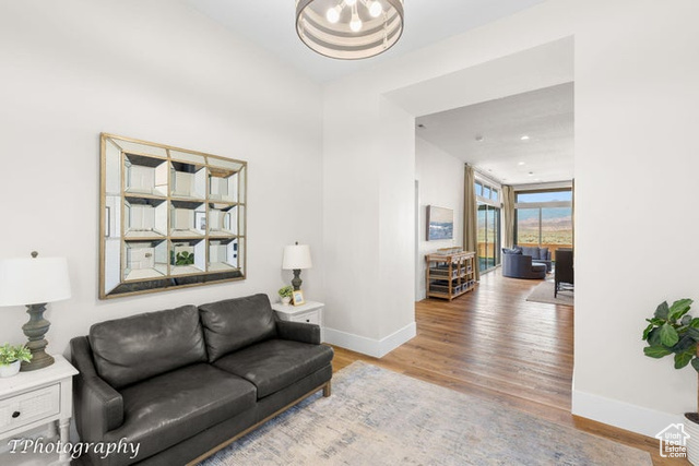 Photo 11 for MLS #2106742 at 4944 W 3175 South