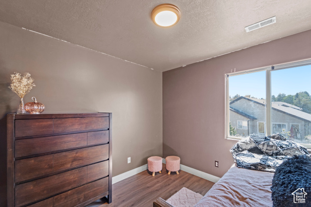 Photo 17 for MLS #2106783 at 1870 E Oak Bend Dr