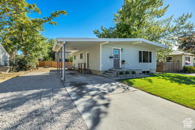 Photo 5 for MLS #2106788 at 608 E 8800 South