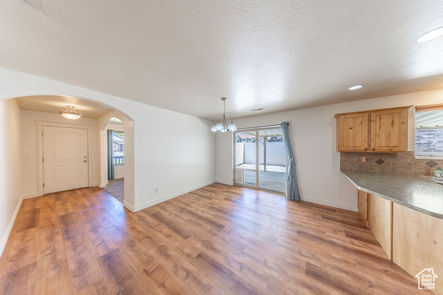Photo 6 for MLS #2106799 at 869 W 1025 South