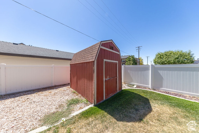 Photo 30 for MLS #2106799 at 869 W 1025 South