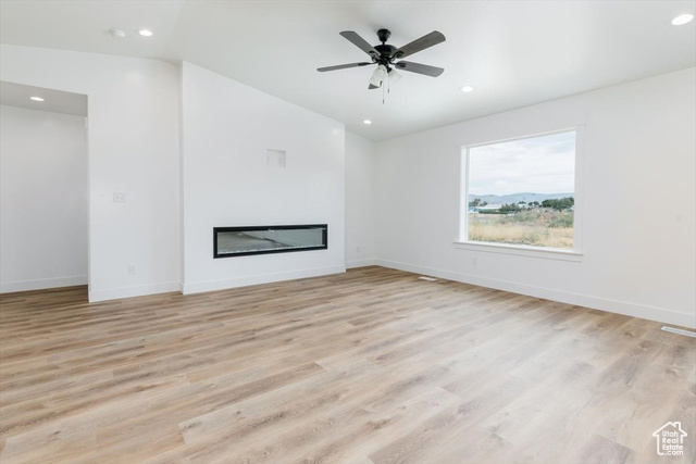 Photo 3 for MLS #2106806 at 174 N 400 West