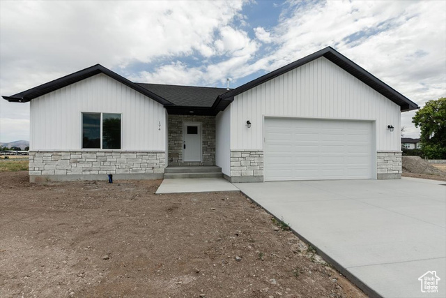 Photo 25 for MLS #2106806 at 174 N 400 West