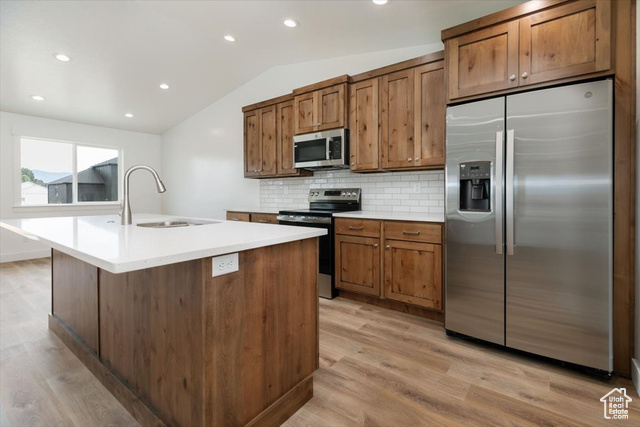 Photo 6 for MLS #2106806 at 174 N 400 West