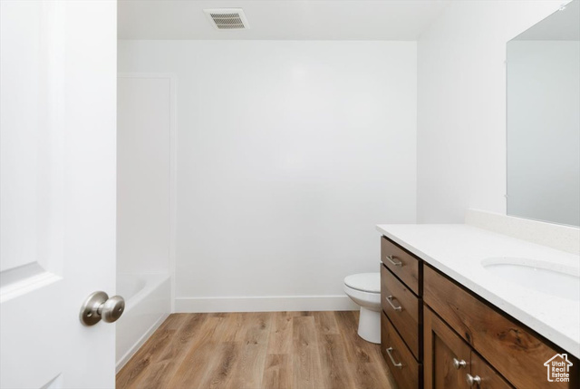 Photo 21 for MLS #2106806 at 174 N 400 West