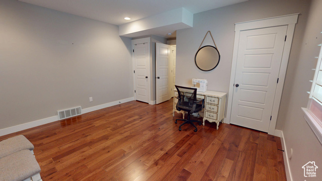 Photo 45 for MLS #2106810 at 4821 W Dock St