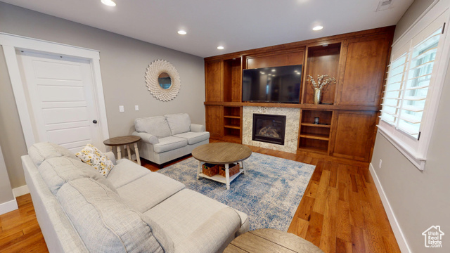 Photo 36 for MLS #2106810 at 4821 W Dock St