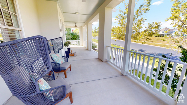 Photo 55 for MLS #2106810 at 4821 W Dock St