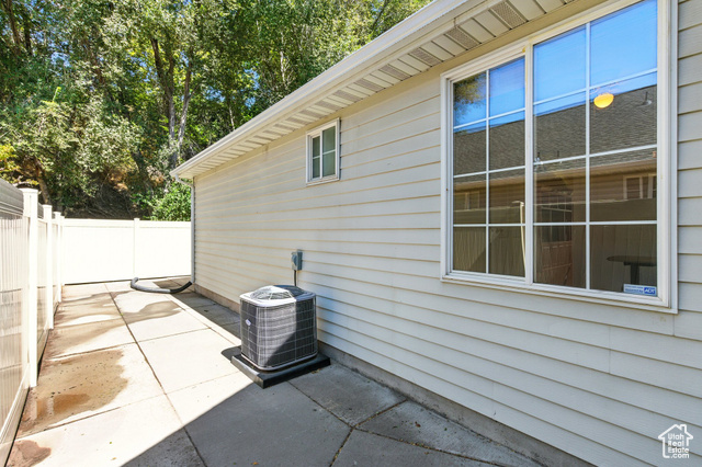 Photo 29 for MLS #2106833 at 932 N 1760 West