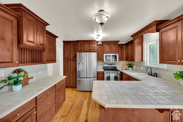 Photo 4 for MLS #2106847 at 849 W 225 South
