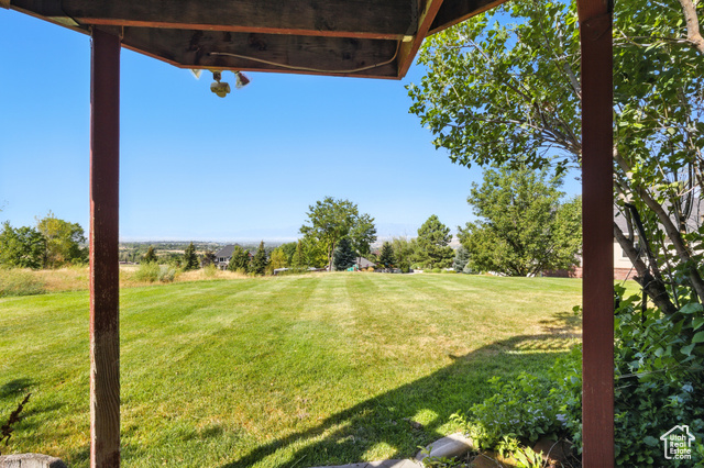 Photo 11 for MLS #2106849 at 1990 E Canyon Ridge Dr
