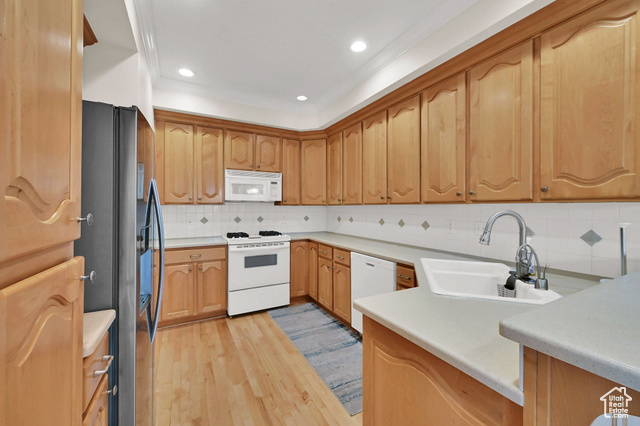 Photo 9 for MLS #2106850 at 375 E 9th Ave