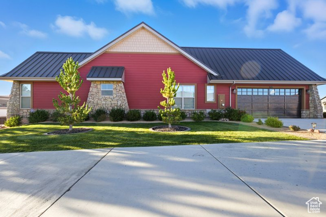 Photo 30 for MLS #2106851 at 865 S Cliffs Dr