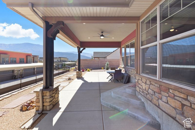 Photo 19 for MLS #2106851 at 865 S Cliffs Dr