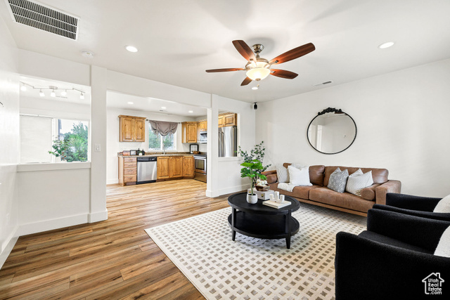 Photo 12 for MLS #2106856 at 485 W 880 North