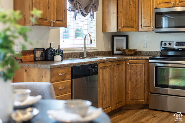 Photo 5 for MLS #2106856 at 485 W 880 North
