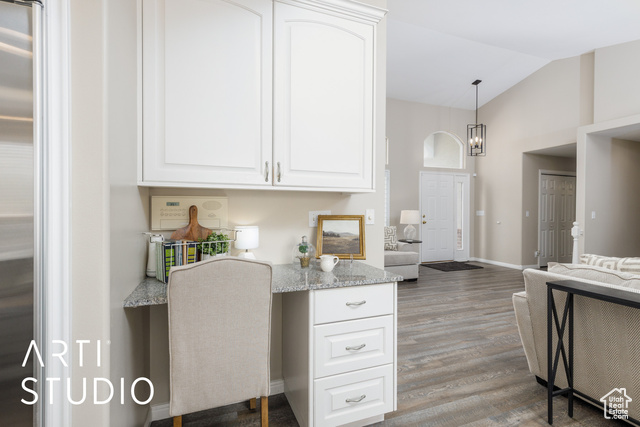 Photo 11 for MLS #2106859 at 1907 N Bridge Ct