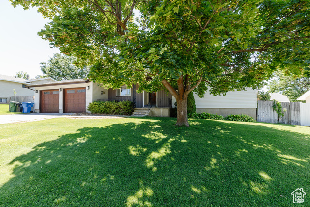 Photo 2 for MLS #2106865 at 330 E 100 North