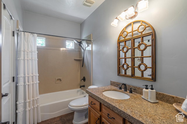 Photo 36 for MLS #2106874 at 3721 S Brade Ln
