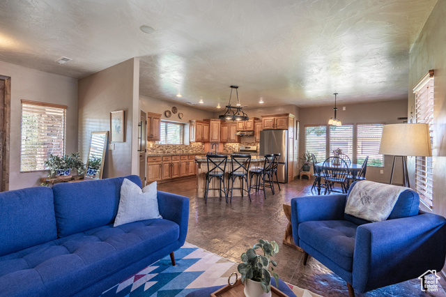 Photo 11 for MLS #2106874 at 3721 S Brade Ln