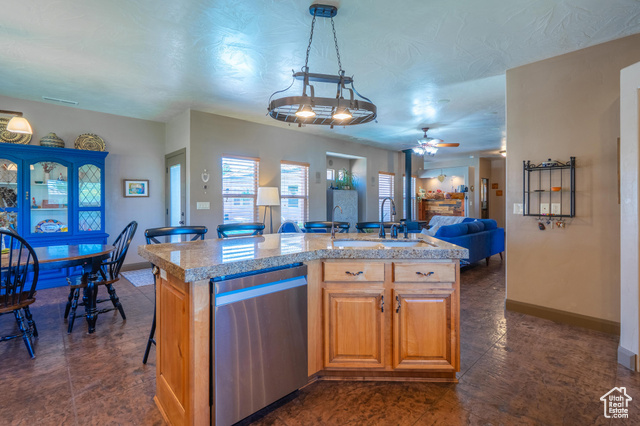Photo 18 for MLS #2106874 at 3721 S Brade Ln