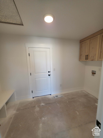 Photo 13 for MLS #2106876 at 437 E Stafford St #136