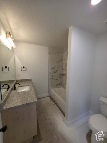 Photo 7 for MLS #2106876 at 437 E Stafford St #136