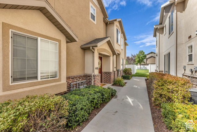 Photo 4 for MLS #2106887 at 448 W Kent Dr