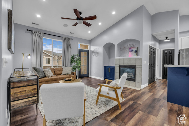 Photo 6 for MLS #2106887 at 448 W Kent Dr