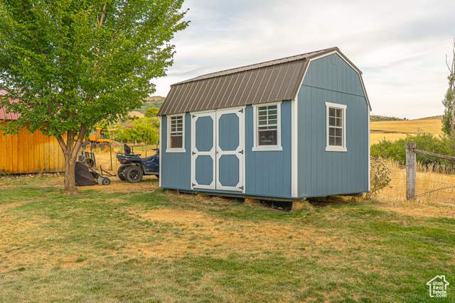 Photo 75 for MLS #2106888 at 1241 E 9300 North