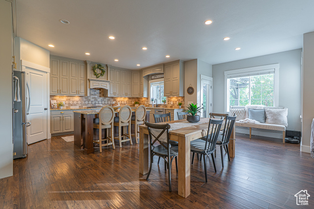 MLS #2106888 - 1241 E 9300 North